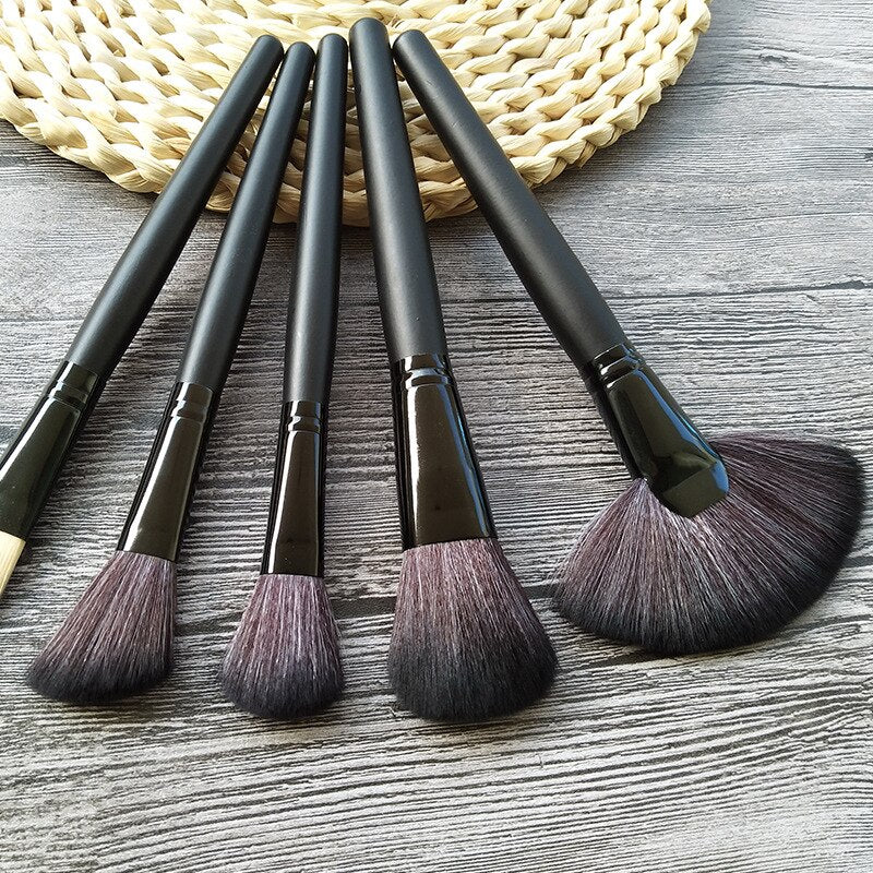 Wooden Handle Makeup Brush Beauty Tool Set