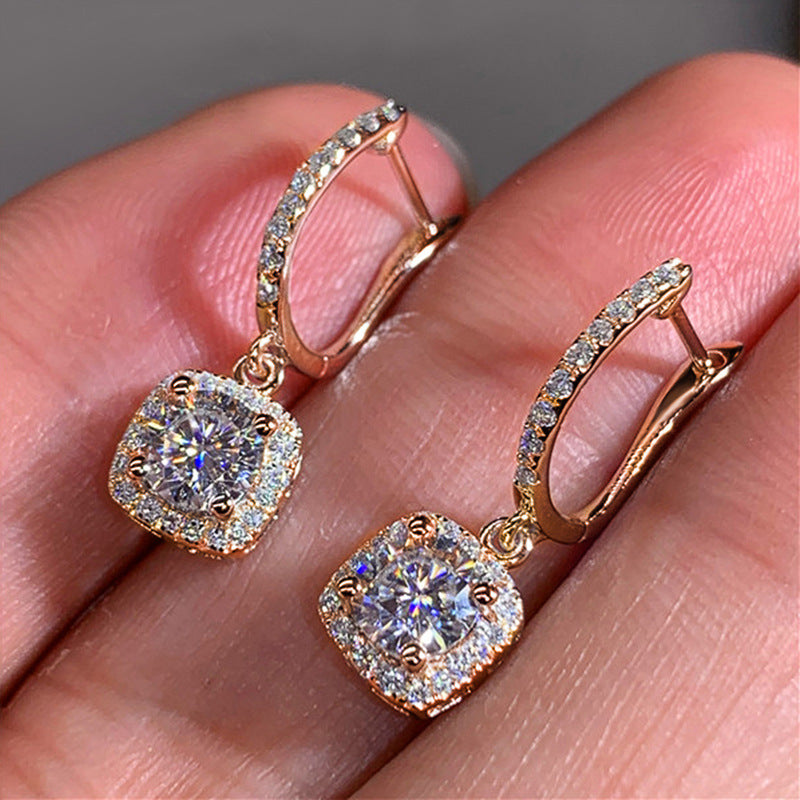 Love Heart Zircon Ear Studs Fine Beauty Wedding Ear Studs Fashion Heart-shaped Full Diamond Earrings